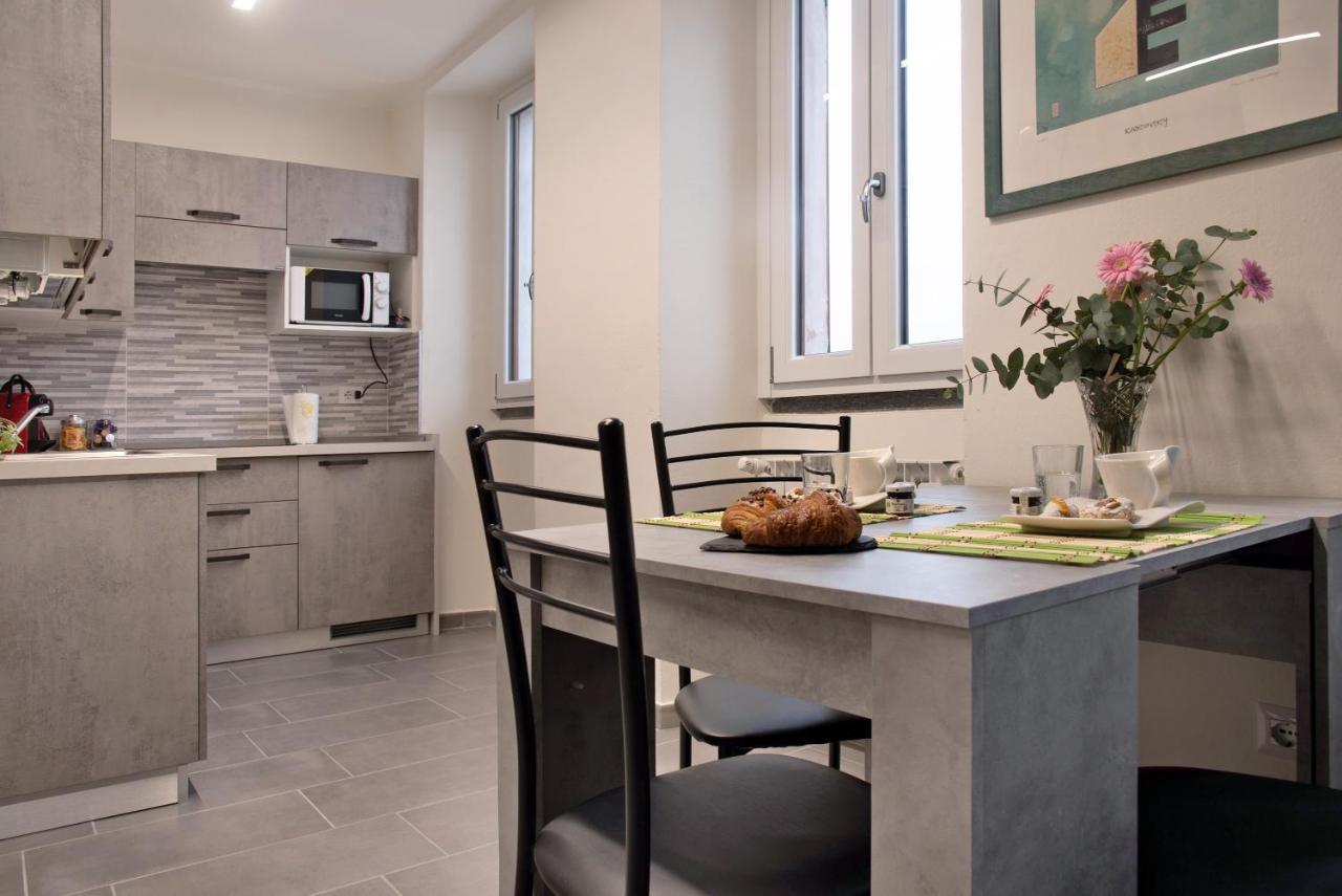 Efihouse Lago Maggiore Apartment Луино Екстериор снимка